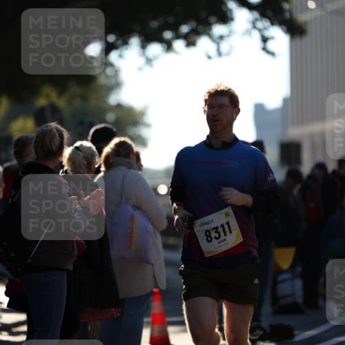 06.10.2024 - 19. swb-Marathon Bremen Michael Strokosch http://msf.ph/oto/7349167 06.10.2024 10:38:41 Laufen 8311 meine-sportfotos.de