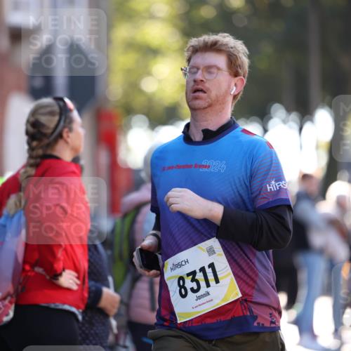 06.10.2024 - 19. swb-Marathon Bremen Michael Strokosch http://msf.ph/oto/7349181 06.10.2024 10:38:43 Laufen 2024, 8311 meine-sportfotos.de