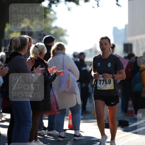 06.10.2024 - 19. swb-Marathon Bremen Michael Strokosch http://msf.ph/oto/7349310 06.10.2024 10:39:04 Laufen 4024, 7759 meine-sportfotos.de