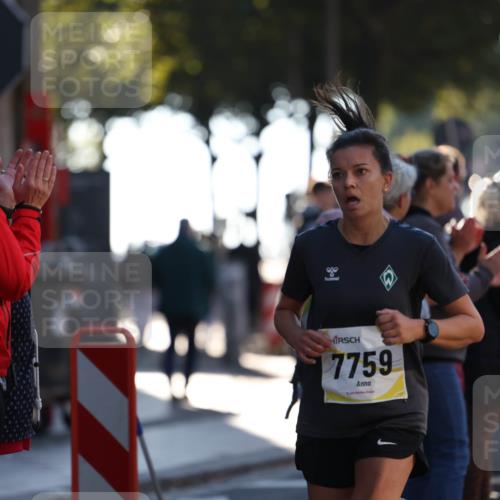 06.10.2024 - 19. swb-Marathon Bremen Michael Strokosch http://msf.ph/oto/7349326 06.10.2024 10:39:06 Laufen 7759 meine-sportfotos.de
