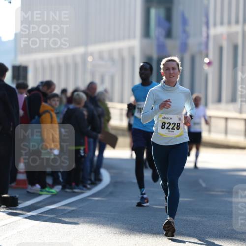06.10.2024 - 19. swb-Marathon Bremen Michael Strokosch http://msf.ph/oto/7349366 06.10.2024 10:39:13 Laufen 8228 meine-sportfotos.de