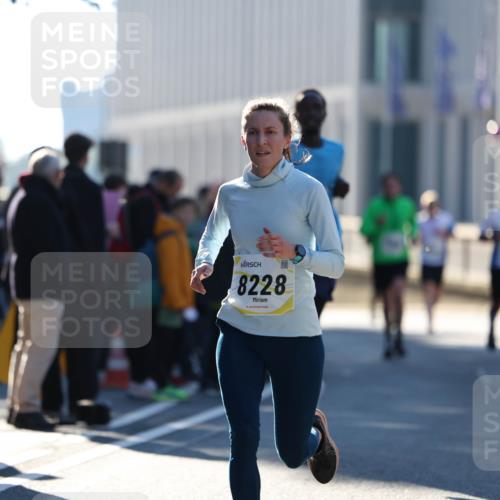 06.10.2024 - 19. swb-Marathon Bremen Michael Strokosch http://msf.ph/oto/7349382 06.10.2024 10:39:14 Laufen 8228 meine-sportfotos.de