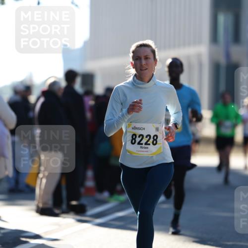 06.10.2024 - 19. swb-Marathon Bremen Michael Strokosch http://msf.ph/oto/7349385 06.10.2024 10:39:14 Laufen 8228 meine-sportfotos.de