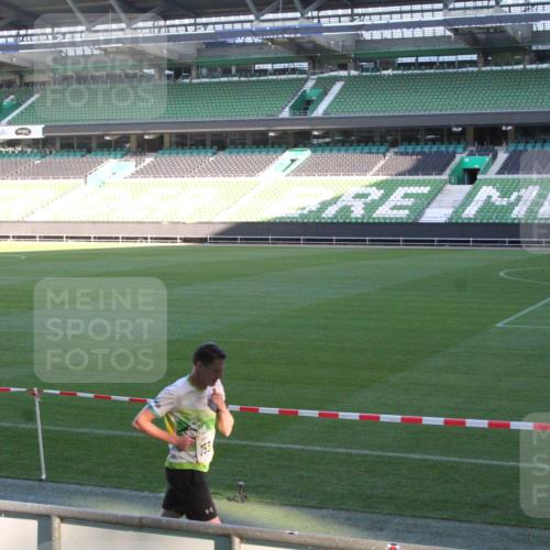 06.10.2024 - 19. swb-Marathon Bremen Yannick Fuchs http://msf.ph/oto/7349418 06.10.2024 10:24:26 Laufen im Stadion 7081, 7128, 7196, 7283, 7523, 7536, 7555, 7579, 7584, 7738, 7743, 7759, 7964, 8000, 8060, 8094, 8095, 8180, 8331, 8383, 8390, 8441, 8444, 8446, 8544, 8571, 8642, 8654, 8656, 8785, 8813, 8831, 8974, 8992, 9019, 9026, 9052, 9064, 9082, 9124 meine-sportfotos.de