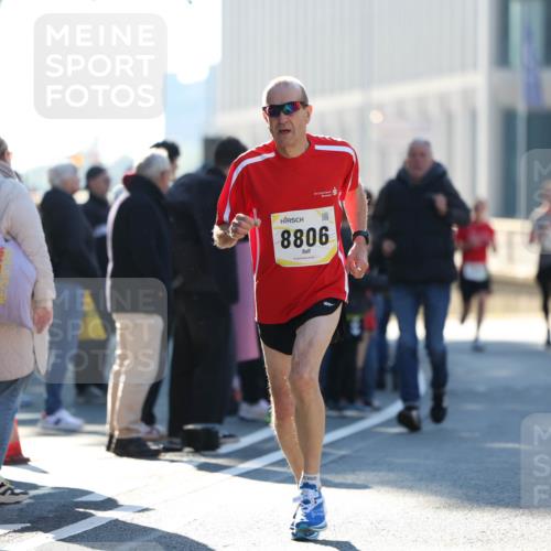 06.10.2024 - 19. swb-Marathon Bremen Michael Strokosch http://msf.ph/oto/7349488 06.10.2024 10:39:29 Laufen 2, 04, 8806 meine-sportfotos.de