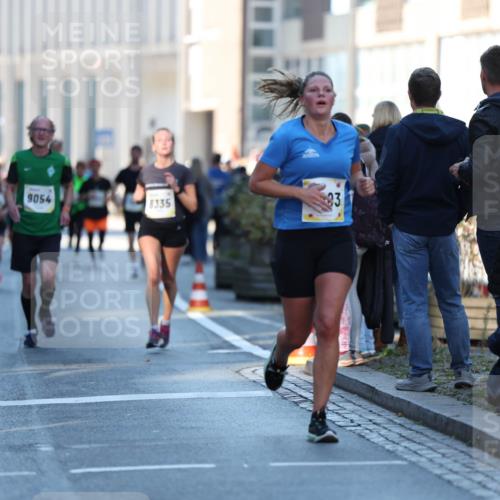 06.10.2024 - 19. swb-Marathon Bremen Michael Strokosch http://msf.ph/oto/7349528 06.10.2024 10:41:14 Laufen 7878, 9054, 8335, 83 meine-sportfotos.de
