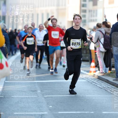 06.10.2024 - 19. swb-Marathon Bremen Michael Strokosch http://msf.ph/oto/7349632 06.10.2024 10:41:42 Laufen 8996, 8997, 8075 meine-sportfotos.de