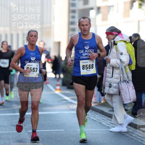 06.10.2024 - 19. swb-Marathon Bremen Michael Strokosch http://msf.ph/oto/7349708 06.10.2024 10:41:58 Laufen 2000, 567, 2000, 8568 meine-sportfotos.de