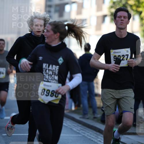 06.10.2024 - 19. swb-Marathon Bremen Michael Strokosch http://msf.ph/oto/7349772 06.10.2024 10:42:11 Laufen 6764, 8980, 9027 meine-sportfotos.de