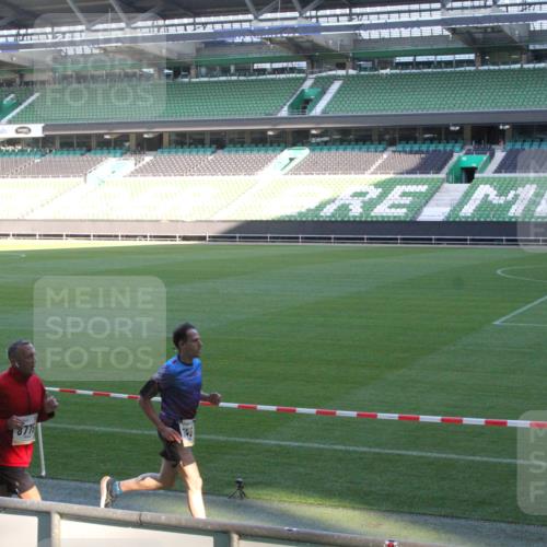 06.10.2024 - 19. swb-Marathon Bremen Yannick Fuchs http://msf.ph/oto/7349795 06.10.2024 10:26:08 Laufen im Stadion 7141, 7260, 7294, 7327, 7403, 7414, 7429, 7433, 7485, 7496, 7508, 7548, 7771, 7793, 7826, 7906, 7978, 8075, 8177, 8228, 8242, 8301, 8321, 8376, 8412, 8426, 8478, 8481, 8492, 8497, 8555, 8601, 8659, 8666, 8671, 8672, 8713, 8715, 8775, 8793, 8806, 8812, 8814, 8905, 8913, 8973, 8975, 8996, 8997, 9034, 9051, 9061, 9084 meine-sportfotos.de