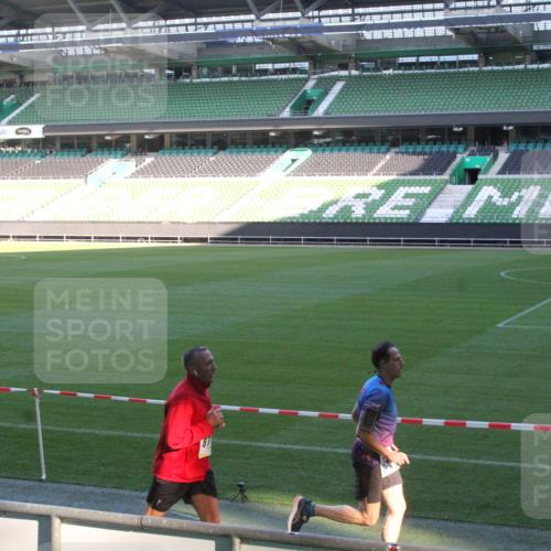 06.10.2024 - 19. swb-Marathon Bremen Yannick Fuchs http://msf.ph/oto/7349800 06.10.2024 10:26:08 Laufen im Stadion 7141, 7260, 7294, 7327, 7403, 7414, 7429, 7433, 7485, 7496, 7508, 7548, 7771, 7793, 7826, 7906, 7978, 8075, 8177, 8228, 8242, 8301, 8321, 8376, 8412, 8426, 8478, 8481, 8492, 8497, 8555, 8601, 8659, 8666, 8671, 8672, 8713, 8715, 8775, 8793, 8806, 8812, 8814, 8905, 8913, 8973, 8975, 8996, 8997, 9034, 9051, 9061, 9084 meine-sportfotos.de