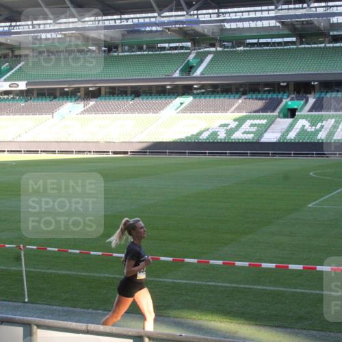 06.10.2024 - 19. swb-Marathon Bremen Yannick Fuchs http://msf.ph/oto/7349958 06.10.2024 10:26:55 Laufen im Stadion 7045, 7327, 7403, 7414, 7491, 7508, 7576, 7720, 7874, 7887, 7953, 7978, 8075, 8103, 8172, 8192, 8238, 8321, 8335, 8376, 8426, 8452, 8475, 8561, 8567, 8568, 8578, 8585, 8601, 8636, 8645, 8652, 8733, 8814, 8817, 8870, 8913, 8970, 8973, 8996, 8997, 9000, 9025, 9032, 9051, 9054, 9070, 9084 meine-sportfotos.de