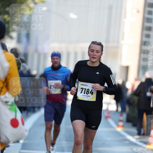 06.10.2024 - 19. swb-Marathon Bremen Michael Strokosch http://msf.ph/oto/7349961 06.10.2024 10:42:46 Laufen 7184 meine-sportfotos.de
