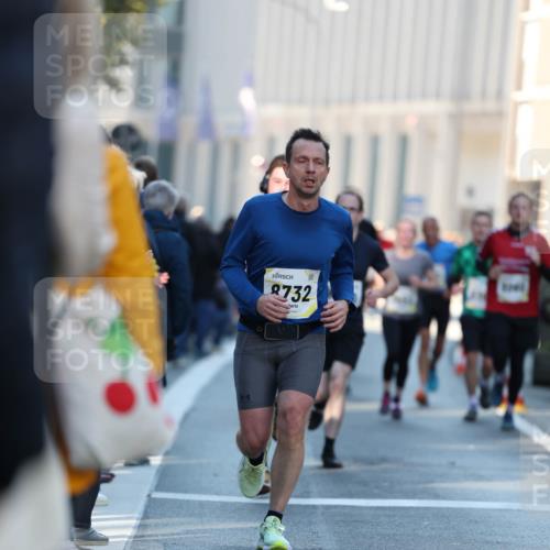 06.10.2024 - 19. swb-Marathon Bremen Michael Strokosch http://msf.ph/oto/7350055 06.10.2024 10:43:03 Laufen 9732 meine-sportfotos.de
