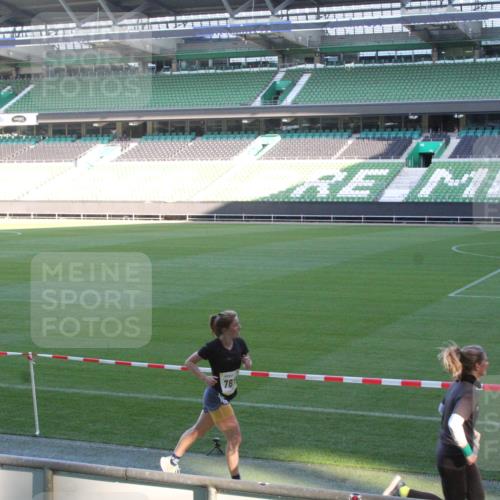 06.10.2024 - 19. swb-Marathon Bremen Yannick Fuchs http://msf.ph/oto/7350127 06.10.2024 10:27:35 Laufen im Stadion 7008, 7052, 7184, 7214, 7452, 7491, 7560, 7638, 7647, 7673, 7717, 7833, 7876, 7887, 7953, 8103, 8150, 8172, 8238, 8239, 8316, 8335, 8351, 8460, 8475, 8561, 8567, 8568, 8580, 8585, 8610, 8635, 8636, 8645, 8652, 8658, 8701, 8732, 8754, 8764, 8774, 8777, 8801, 8817, 8856, 8901, 8904, 8943, 8980, 9016, 9027, 9032, 9085, 9110 meine-sportfotos.de