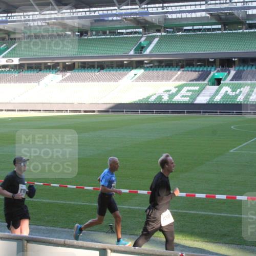 06.10.2024 - 19. swb-Marathon Bremen Yannick Fuchs http://msf.ph/oto/7350323 06.10.2024 10:27:41 Laufen im Stadion 7008, 7052, 7184, 7198, 7214, 7452, 7491, 7560, 7638, 7647, 7673, 7717, 7833, 7876, 7887, 7953, 8066, 8103, 8150, 8172, 8238, 8239, 8316, 8335, 8351, 8460, 8475, 8561, 8567, 8568, 8580, 8585, 8610, 8635, 8636, 8645, 8658, 8701, 8732, 8754, 8764, 8774, 8777, 8801, 8817, 8836, 8856, 8901, 8904, 8943, 8980, 9016, 9027, 9032, 9085, 9110 meine-sportfotos.de