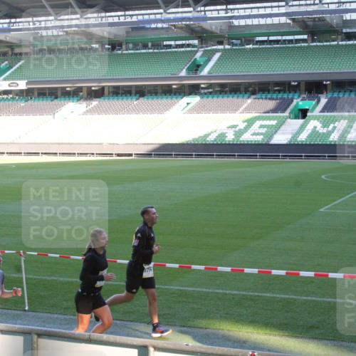 06.10.2024 - 19. swb-Marathon Bremen Yannick Fuchs http://msf.ph/oto/7350332 06.10.2024 10:27:47 Laufen im Stadion 7008, 7052, 7184, 7198, 7214, 7303, 7452, 7560, 7594, 7638, 7647, 7673, 7717, 7833, 7876, 7887, 8066, 8150, 8185, 8238, 8239, 8288, 8316, 8351, 8460, 8561, 8567, 8568, 8580, 8585, 8610, 8635, 8645, 8658, 8701, 8732, 8754, 8764, 8774, 8777, 8801, 8816, 8817, 8824, 8827, 8836, 8856, 8901, 8904, 8943, 8980, 9016, 9027, 9085, 9110 meine-sportfotos.de