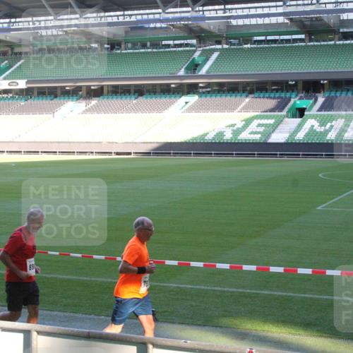 06.10.2024 - 19. swb-Marathon Bremen Yannick Fuchs http://msf.ph/oto/7350496 06.10.2024 10:28:46 Laufen im Stadion 7025, 7041, 7086, 7094, 7095, 7195, 7216, 7217, 7218, 7296, 7303, 7364, 7402, 7464, 7501, 7511, 7521, 7526, 7538, 7541, 7568, 7569, 7697, 7776, 7827, 7897, 7940, 7965, 8067, 8173, 8244, 8251, 8261, 8288, 8306, 8323, 8334, 8374, 8403, 8405, 8411, 8419, 8456, 8488, 8498, 8526, 8536, 8551, 8566, 8569, 8665, 8711, 8716, 8819, 8833, 8877, 8891, 8966, 8968, 8990, 8991, 9038, 9040, 9060, 9080 meine-sportfotos.de