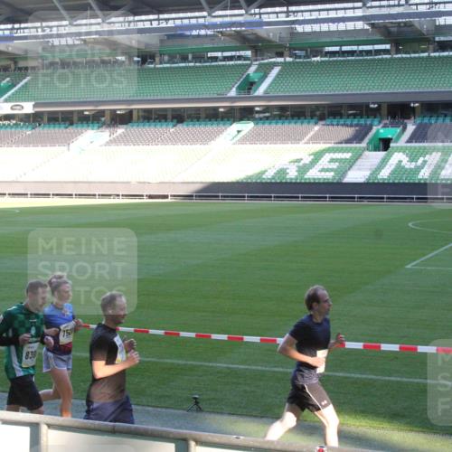 06.10.2024 - 19. swb-Marathon Bremen Yannick Fuchs http://msf.ph/oto/7350519 06.10.2024 10:28:51 Laufen im Stadion 7025, 7041, 7086, 7094, 7095, 7099, 7195, 7216, 7217, 7218, 7296, 7364, 7402, 7464, 7501, 7511, 7521, 7526, 7538, 7541, 7568, 7569, 7590, 7697, 7776, 7827, 7897, 7940, 7965, 8018, 8067, 8173, 8244, 8251, 8261, 8306, 8323, 8334, 8336, 8374, 8403, 8405, 8411, 8419, 8456, 8488, 8498, 8526, 8536, 8551, 8566, 8569, 8665, 8711, 8819, 8833, 8877, 8891, 8965, 8966, 8968, 8990, 8991, 9014, 9038, 9040, 9060, 9080 meine-sportfotos.de