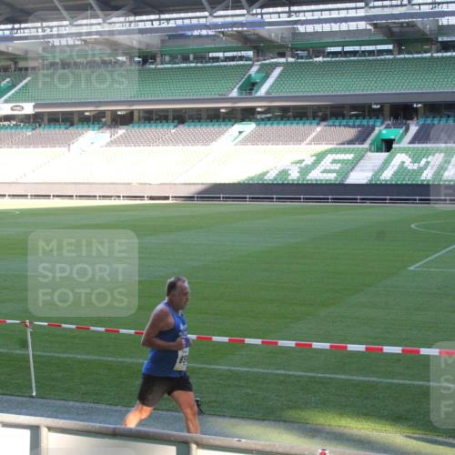 06.10.2024 - 19. swb-Marathon Bremen Yannick Fuchs http://msf.ph/oto/7350531 06.10.2024 10:28:54 Laufen im Stadion 7025, 7041, 7086, 7094, 7095, 7099, 7195, 7216, 7217, 7218, 7296, 7402, 7464, 7501, 7511, 7521, 7526, 7538, 7541, 7568, 7569, 7590, 7671, 7697, 7776, 7827, 7897, 7940, 7965, 8018, 8067, 8244, 8251, 8261, 8306, 8323, 8334, 8336, 8374, 8403, 8405, 8411, 8419, 8456, 8488, 8498, 8526, 8536, 8551, 8566, 8569, 8665, 8819, 8833, 8877, 8891, 8965, 8966, 8968, 8990, 8991, 9014, 9038, 9040, 9060, 9080 meine-sportfotos.de