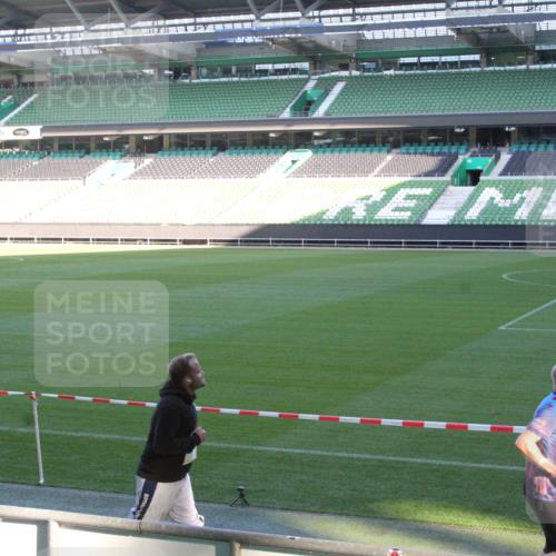 06.10.2024 - 19. swb-Marathon Bremen Yannick Fuchs http://msf.ph/oto/7350691 06.10.2024 10:29:29 Laufen im Stadion 7099, 7117, 7218, 7290, 7296, 7334, 7370, 7521, 7526, 7590, 7671, 7683, 7714, 7776, 7800, 7825, 7827, 7940, 7983, 7992, 8001, 8018, 8092, 8098, 8156, 8157, 8158, 8215, 8244, 8251, 8252, 8306, 8330, 8336, 8419, 8424, 8443, 8458, 8461, 8522, 8525, 8536, 8566, 8575, 8596, 8604, 8609, 8665, 8819, 8828, 8835, 8843, 8875, 8894, 8925, 8965, 8968, 8990, 9014, 9038, 9080 meine-sportfotos.de