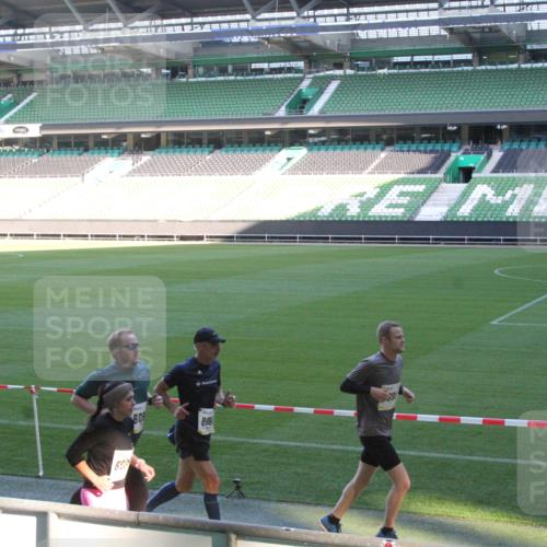 06.10.2024 - 19. swb-Marathon Bremen Yannick Fuchs http://msf.ph/oto/7350716 06.10.2024 10:29:33 Laufen im Stadion 7066, 7099, 7117, 7194, 7290, 7296, 7334, 7370, 7372, 7384, 7521, 7590, 7671, 7683, 7706, 7714, 7768, 7776, 7800, 7825, 7827, 7870, 7940, 7983, 7992, 8001, 8018, 8092, 8098, 8156, 8157, 8158, 8215, 8244, 8252, 8306, 8330, 8336, 8419, 8424, 8443, 8458, 8461, 8522, 8525, 8536, 8566, 8570, 8575, 8596, 8604, 8609, 8665, 8819, 8828, 8835, 8843, 8875, 8894, 8925, 8965, 8990, 9014, 9038, 9080 meine-sportfotos.de