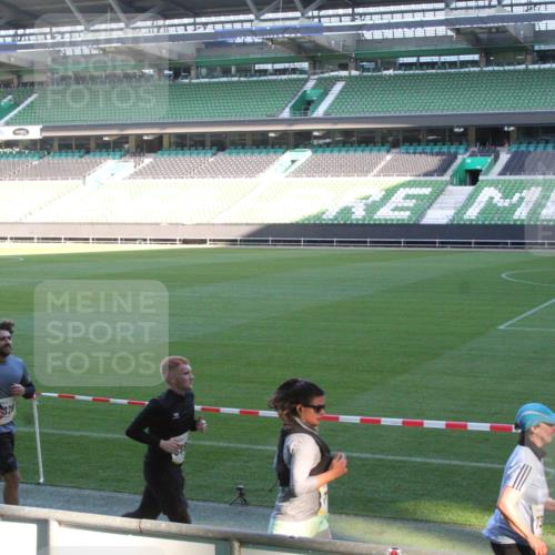 06.10.2024 - 19. swb-Marathon Bremen Yannick Fuchs http://msf.ph/oto/7350896 06.10.2024 10:30:06 Laufen im Stadion 7060, 7061, 7066, 7117, 7146, 7176, 7193, 7194, 7334, 7340, 7361, 7370, 7372, 7384, 7412, 7451, 7542, 7585, 7620, 7629, 7630, 7696, 7706, 7714, 7752, 7768, 7784, 7800, 7823, 7870, 7931, 7983, 7989, 7992, 8001, 8092, 8098, 8109, 8156, 8215, 8219, 8223, 8290, 8328, 8330, 8332, 8333, 8362, 8424, 8428, 8440, 8458, 8465, 8477, 8522, 8524, 8525, 8552, 8570, 8575, 8609, 8629, 8639, 8748, 8763, 8767, 8768, 8794, 8803, 8834, 8835, 8854, 8869, 8875, 8897, 8925, 8933 meine-sportfotos.de