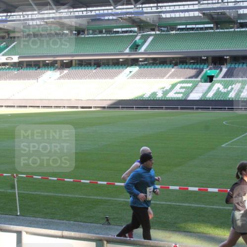06.10.2024 - 19. swb-Marathon Bremen Yannick Fuchs http://msf.ph/oto/7350923 06.10.2024 10:30:13 Laufen im Stadion 7060, 7061, 7066, 7117, 7146, 7176, 7193, 7194, 7334, 7340, 7361, 7372, 7384, 7412, 7451, 7542, 7585, 7613, 7620, 7629, 7630, 7696, 7706, 7714, 7752, 7768, 7784, 7800, 7823, 7870, 7931, 7962, 7983, 7989, 7992, 8001, 8041, 8092, 8098, 8109, 8186, 8215, 8219, 8223, 8290, 8328, 8330, 8332, 8333, 8354, 8362, 8424, 8428, 8440, 8458, 8465, 8477, 8524, 8552, 8570, 8575, 8609, 8629, 8639, 8748, 8763, 8767, 8768, 8783, 8794, 8803, 8834, 8835, 8854, 8869, 8875, 8897, 8925, 8933, 9008 meine-sportfotos.de