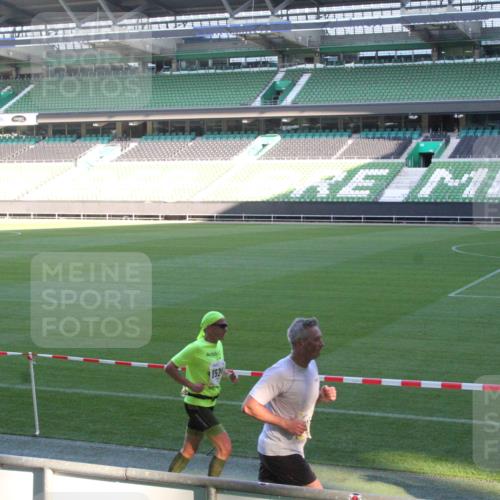 06.10.2024 - 19. swb-Marathon Bremen Yannick Fuchs http://msf.ph/oto/7350977 06.10.2024 10:30:16 Laufen im Stadion 7060, 7061, 7066, 7117, 7146, 7176, 7193, 7194, 7334, 7340, 7361, 7372, 7384, 7412, 7451, 7542, 7585, 7613, 7620, 7629, 7630, 7696, 7698, 7706, 7714, 7752, 7768, 7784, 7800, 7823, 7870, 7931, 7962, 7989, 7992, 8001, 8041, 8092, 8109, 8186, 8215, 8219, 8223, 8290, 8328, 8330, 8332, 8333, 8354, 8362, 8424, 8428, 8440, 8458, 8465, 8477, 8524, 8552, 8570, 8575, 8609, 8629, 8639, 8748, 8763, 8767, 8768, 8783, 8794, 8802, 8803, 8834, 8841, 8854, 8869, 8897, 8925, 8933, 9008, 9081 meine-sportfotos.de