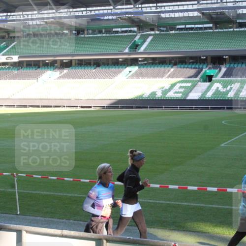 06.10.2024 - 19. swb-Marathon Bremen Yannick Fuchs http://msf.ph/oto/7351084 06.10.2024 10:30:31 Laufen im Stadion 7029, 7053, 7060, 7061, 7066, 7144, 7146, 7176, 7193, 7194, 7302, 7340, 7361, 7372, 7384, 7412, 7451, 7542, 7585, 7613, 7620, 7629, 7630, 7696, 7698, 7706, 7752, 7768, 7784, 7823, 7870, 7931, 7962, 7989, 8036, 8041, 8109, 8186, 8219, 8223, 8290, 8328, 8332, 8333, 8354, 8362, 8428, 8440, 8465, 8469, 8477, 8524, 8552, 8570, 8622, 8629, 8639, 8748, 8763, 8767, 8768, 8783, 8794, 8802, 8803, 8834, 8841, 8854, 8869, 8897, 8898, 8931, 8933, 9008, 9081 meine-sportfotos.de