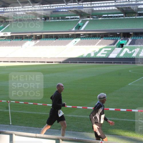 06.10.2024 - 19. swb-Marathon Bremen Yannick Fuchs http://msf.ph/oto/7351099 06.10.2024 10:30:34 Laufen im Stadion 7029, 7046, 7053, 7060, 7061, 7144, 7146, 7176, 7193, 7302, 7340, 7361, 7412, 7451, 7542, 7585, 7613, 7620, 7629, 7630, 7696, 7698, 7752, 7784, 7823, 7931, 7962, 7989, 8036, 8041, 8109, 8186, 8219, 8223, 8290, 8328, 8332, 8333, 8354, 8362, 8428, 8440, 8465, 8469, 8477, 8524, 8552, 8622, 8629, 8639, 8748, 8763, 8767, 8768, 8783, 8794, 8802, 8803, 8834, 8841, 8854, 8869, 8897, 8898, 8931, 8933, 9008, 9081 meine-sportfotos.de