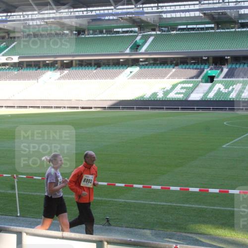 06.10.2024 - 19. swb-Marathon Bremen Yannick Fuchs http://msf.ph/oto/7351103 06.10.2024 10:30:36 Laufen im Stadion 7029, 7046, 7053, 7060, 7061, 7144, 7146, 7176, 7302, 7340, 7361, 7412, 7451, 7542, 7585, 7613, 7620, 7629, 7630, 7696, 7698, 7752, 7784, 7823, 7962, 7989, 8036, 8041, 8109, 8186, 8219, 8223, 8290, 8328, 8332, 8333, 8354, 8362, 8428, 8440, 8465, 8469, 8477, 8524, 8552, 8622, 8629, 8639, 8748, 8763, 8767, 8768, 8783, 8794, 8802, 8803, 8834, 8841, 8869, 8897, 8898, 8931, 8933, 8960, 9008, 9081 meine-sportfotos.de