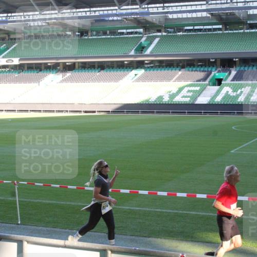 06.10.2024 - 19. swb-Marathon Bremen Yannick Fuchs http://msf.ph/oto/7351109 06.10.2024 10:30:40 Laufen im Stadion 7029, 7046, 7053, 7089, 7144, 7146, 7176, 7261, 7302, 7340, 7361, 7412, 7585, 7613, 7620, 7629, 7630, 7696, 7698, 7752, 7784, 7962, 8023, 8036, 8041, 8109, 8186, 8219, 8223, 8245, 8290, 8328, 8332, 8333, 8354, 8362, 8428, 8440, 8465, 8469, 8477, 8524, 8552, 8622, 8629, 8639, 8748, 8763, 8768, 8783, 8794, 8802, 8803, 8810, 8834, 8841, 8869, 8897, 8898, 8931, 8933, 8960, 8985, 9008, 9035, 9081 meine-sportfotos.de