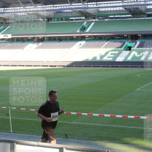 06.10.2024 - 19. swb-Marathon Bremen Yannick Fuchs http://msf.ph/oto/7351230 06.10.2024 10:31:10 Laufen im Stadion 7004, 7029, 7044, 7046, 7053, 7089, 7144, 7213, 7250, 7261, 7302, 7362, 7458, 7613, 7659, 7698, 7730, 7785, 7806, 7947, 7962, 7990, 8023, 8036, 8041, 8058, 8245, 8267, 8268, 8274, 8346, 8354, 8388, 8392, 8433, 8437, 8469, 8512, 8520, 8521, 8538, 8553, 8586, 8605, 8622, 8633, 8634, 8646, 8674, 8717, 8802, 8810, 8823, 8841, 8883, 8892, 8898, 8931, 8958, 8960, 8985, 9008, 9035, 9075, 9081 meine-sportfotos.de