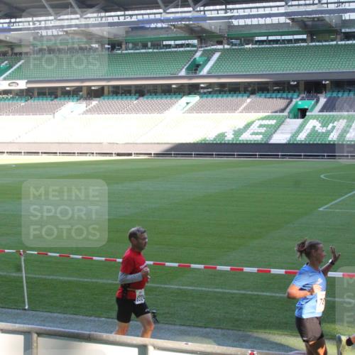06.10.2024 - 19. swb-Marathon Bremen Yannick Fuchs http://msf.ph/oto/7351732 06.10.2024 10:32:18 Laufen im Stadion 7005, 7007, 7055, 7087, 7090, 7179, 7189, 7225, 7233, 7308, 7379, 7380, 7382, 7386, 7415, 7439, 7457, 7467, 7469, 7474, 7481, 7482, 7486, 7493, 7545, 7551, 7575, 7600, 7628, 7637, 7689, 7750, 7762, 7782, 7794, 7846, 7847, 7850, 7872, 7894, 7974, 7975, 8013, 8040, 8052, 8061, 8111, 8112, 8123, 8132, 8161, 8162, 8231, 8233, 8276, 8304, 8305, 8322, 8324, 8325, 8339, 8359, 8377, 8413, 8416, 8418, 8431, 8459, 8557, 8576, 8584, 8598, 8614, 8616, 8624, 8641, 8676, 8682, 8683, 8710 meine-sportfotos.de
