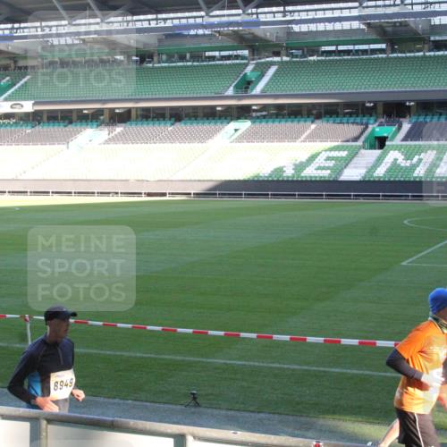 06.10.2024 - 19. swb-Marathon Bremen Yannick Fuchs http://msf.ph/oto/7351742 06.10.2024 10:32:19 Laufen im Stadion 7005, 7007, 7055, 7087, 7090, 7179, 7189, 7225, 7233, 7308, 7379, 7380, 7382, 7386, 7415, 7457, 7467, 7469, 7474, 7481, 7482, 7486, 7493, 7545, 7551, 7575, 7600, 7628, 7637, 7689, 7750, 7762, 7782, 7794, 7846, 7847, 7850, 7872, 7894, 7974, 7975, 8013, 8040, 8052, 8061, 8111, 8112, 8119, 8123, 8132, 8161, 8162, 8231, 8233, 8276, 8304, 8305, 8322, 8324, 8325, 8339, 8359, 8377, 8413, 8416, 8418, 8431, 8459, 8557, 8576, 8584, 8598, 8614, 8616, 8624, 8641, 8676, 8682, 8683, 8710 meine-sportfotos.de