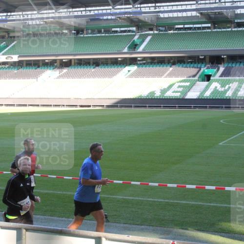 06.10.2024 - 19. swb-Marathon Bremen Yannick Fuchs http://msf.ph/oto/7351790 06.10.2024 10:32:25 Laufen im Stadion 7005, 7007, 7055, 7087, 7090, 7179, 7189, 7225, 7233, 7308, 7379, 7380, 7382, 7386, 7415, 7457, 7469, 7474, 7481, 7482, 7486, 7493, 7545, 7551, 7575, 7600, 7628, 7637, 7689, 7750, 7762, 7782, 7794, 7846, 7847, 7850, 7872, 7894, 7974, 7975, 8013, 8052, 8061, 8111, 8112, 8119, 8123, 8132, 8161, 8162, 8231, 8233, 8276, 8304, 8305, 8322, 8324, 8325, 8339, 8359, 8377, 8413, 8416, 8418, 8431, 8459, 8557, 8576, 8584, 8598, 8616, 8641, 8682, 8683 meine-sportfotos.de