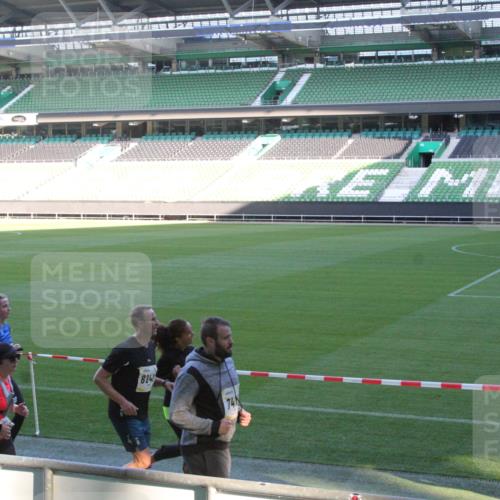 06.10.2024 - 19. swb-Marathon Bremen Yannick Fuchs http://msf.ph/oto/7351820 06.10.2024 10:32:27 Laufen im Stadion 7005, 7007, 7055, 7087, 7090, 7179, 7189, 7225, 7233, 7308, 7379, 7380, 7382, 7386, 7415, 7425, 7457, 7469, 7474, 7481, 7482, 7486, 7493, 7545, 7551, 7575, 7600, 7628, 7637, 7689, 7750, 7762, 7782, 7794, 7846, 7847, 7850, 7872, 7894, 7974, 7975, 8013, 8045, 8052, 8061, 8111, 8112, 8119, 8123, 8132, 8161, 8162, 8231, 8233, 8276, 8304, 8305, 8317, 8322, 8324, 8325, 8339, 8359, 8377, 8413, 8416, 8418, 8431, 8557, 8576, 8584, 8598, 8616, 8641, 8682, 8683 meine-sportfotos.de