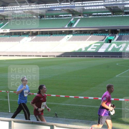 06.10.2024 - 19. swb-Marathon Bremen Yannick Fuchs http://msf.ph/oto/7351986 06.10.2024 10:32:51 Laufen im Stadion 7050, 7087, 7126, 7179, 7189, 7308, 7317, 7373, 7375, 7379, 7382, 7415, 7425, 7442, 7457, 7469, 7477, 7481, 7482, 7493, 7499, 7551, 7574, 7600, 7637, 7656, 7678, 7689, 7734, 7735, 7750, 7758, 7846, 7849, 7865, 7894, 7975, 8020, 8022, 8045, 8048, 8061, 8111, 8112, 8119, 8132, 8137, 8161, 8162, 8231, 8276, 8314, 8315, 8317, 8322, 8324, 8325, 8339, 8348, 8359, 8361, 8377, 8431, 8432, 8479, 8485, 8504, 8576, 8584, 8598, 8616, 8641, 8643, 8663, 8682, 8683, 8686, 8700 meine-sportfotos.de