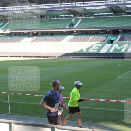06.10.2024 - 19. swb-Marathon Bremen Yannick Fuchs http://msf.ph/oto/7352044 06.10.2024 10:32:58 Laufen im Stadion 7028, 7049, 7050, 7057, 7087, 7108, 7125, 7126, 7179, 7189, 7308, 7316, 7317, 7354, 7373, 7375, 7382, 7415, 7425, 7442, 7457, 7477, 7481, 7482, 7499, 7506, 7551, 7574, 7621, 7656, 7678, 7734, 7735, 7751, 7758, 7846, 7849, 7865, 7975, 8020, 8022, 8045, 8048, 8111, 8112, 8119, 8137, 8161, 8162, 8189, 8231, 8314, 8315, 8317, 8322, 8325, 8339, 8348, 8359, 8361, 8377, 8384, 8431, 8432, 8479, 8485, 8504, 8540, 8598, 8616, 8641, 8643, 8663, 8682, 8683, 8686, 8700, 8852 meine-sportfotos.de