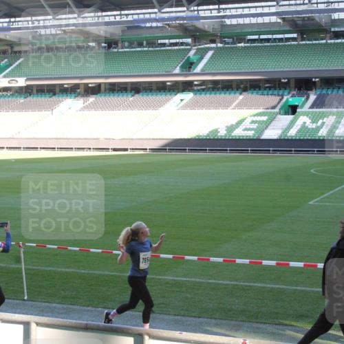 06.10.2024 - 19. swb-Marathon Bremen Yannick Fuchs http://msf.ph/oto/7352080 06.10.2024 10:33:06 Laufen im Stadion 7028, 7049, 7050, 7057, 7108, 7125, 7126, 7179, 7189, 7316, 7317, 7333, 7354, 7373, 7375, 7382, 7425, 7442, 7477, 7481, 7499, 7506, 7551, 7574, 7621, 7656, 7678, 7734, 7735, 7751, 7758, 7801, 7849, 7865, 7975, 8020, 8022, 8034, 8045, 8048, 8119, 8137, 8161, 8162, 8189, 8231, 8314, 8315, 8317, 8322, 8325, 8339, 8348, 8359, 8361, 8377, 8384, 8431, 8432, 8479, 8485, 8504, 8540, 8598, 8616, 8641, 8643, 8663, 8682, 8683, 8686, 8700, 8852, 8864, 8986, 9059, 9114 meine-sportfotos.de