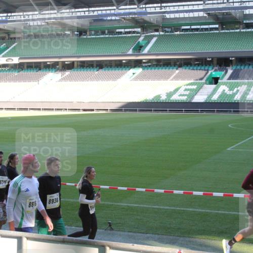 06.10.2024 - 19. swb-Marathon Bremen Yannick Fuchs http://msf.ph/oto/7352093 06.10.2024 10:33:08 Laufen im Stadion 7028, 7049, 7050, 7057, 7108, 7125, 7126, 7179, 7316, 7317, 7333, 7354, 7373, 7375, 7425, 7442, 7477, 7481, 7499, 7506, 7551, 7574, 7621, 7656, 7678, 7734, 7735, 7751, 7758, 7801, 7849, 7865, 7898, 7975, 8020, 8022, 8034, 8045, 8048, 8119, 8137, 8153, 8161, 8162, 8189, 8231, 8241, 8314, 8315, 8317, 8348, 8359, 8361, 8384, 8432, 8479, 8485, 8504, 8540, 8598, 8616, 8643, 8663, 8682, 8683, 8686, 8700, 8852, 8864, 8986, 9059, 9114 meine-sportfotos.de