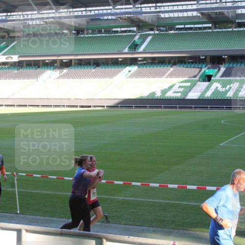 06.10.2024 - 19. swb-Marathon Bremen Yannick Fuchs http://msf.ph/oto/7352145 06.10.2024 10:33:16 Laufen im Stadion 7028, 7049, 7050, 7057, 7108, 7125, 7126, 7179, 7316, 7317, 7333, 7354, 7373, 7375, 7425, 7442, 7477, 7481, 7499, 7506, 7509, 7510, 7574, 7621, 7656, 7678, 7734, 7735, 7751, 7758, 7801, 7849, 7865, 7898, 7975, 8020, 8022, 8034, 8045, 8048, 8119, 8137, 8153, 8189, 8194, 8224, 8241, 8308, 8314, 8315, 8317, 8348, 8361, 8384, 8432, 8451, 8479, 8485, 8504, 8540, 8616, 8643, 8663, 8682, 8683, 8686, 8700, 8852, 8864, 8986, 9041, 9059, 9114 meine-sportfotos.de