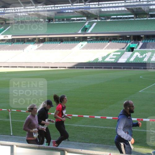06.10.2024 - 19. swb-Marathon Bremen Yannick Fuchs http://msf.ph/oto/7352161 06.10.2024 10:33:18 Laufen im Stadion 7028, 7049, 7050, 7057, 7108, 7125, 7126, 7269, 7316, 7317, 7333, 7354, 7373, 7375, 7425, 7442, 7477, 7481, 7499, 7506, 7509, 7510, 7574, 7621, 7656, 7678, 7734, 7735, 7751, 7758, 7801, 7849, 7865, 7898, 7975, 8020, 8022, 8034, 8045, 8048, 8119, 8137, 8153, 8189, 8194, 8224, 8241, 8308, 8314, 8315, 8317, 8348, 8361, 8384, 8432, 8451, 8479, 8485, 8504, 8540, 8643, 8663, 8686, 8700, 8852, 8864, 8986, 9041, 9059, 9114 meine-sportfotos.de