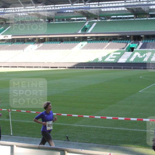 06.10.2024 - 19. swb-Marathon Bremen Yannick Fuchs http://msf.ph/oto/7352176 06.10.2024 10:33:21 Laufen im Stadion 7028, 7049, 7050, 7057, 7108, 7125, 7126, 7201, 7269, 7316, 7317, 7333, 7354, 7373, 7375, 7425, 7442, 7477, 7499, 7506, 7509, 7510, 7574, 7621, 7656, 7678, 7734, 7735, 7751, 7758, 7801, 7849, 7865, 7898, 8020, 8022, 8034, 8045, 8048, 8137, 8153, 8189, 8194, 8195, 8224, 8241, 8308, 8314, 8315, 8317, 8348, 8361, 8384, 8432, 8451, 8479, 8485, 8504, 8534, 8540, 8611, 8643, 8663, 8686, 8700, 8852, 8864, 8986, 9041, 9059, 9114 meine-sportfotos.de