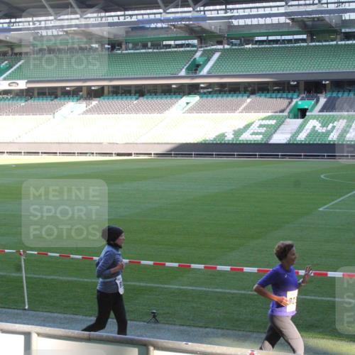 06.10.2024 - 19. swb-Marathon Bremen Yannick Fuchs http://msf.ph/oto/7352180 06.10.2024 10:33:21 Laufen im Stadion 7028, 7049, 7050, 7057, 7108, 7125, 7126, 7201, 7269, 7316, 7317, 7333, 7354, 7373, 7375, 7425, 7442, 7477, 7499, 7506, 7509, 7510, 7574, 7621, 7656, 7678, 7734, 7735, 7751, 7758, 7801, 7849, 7865, 7898, 8020, 8022, 8034, 8045, 8048, 8137, 8153, 8189, 8194, 8195, 8224, 8241, 8308, 8314, 8315, 8317, 8348, 8361, 8384, 8432, 8451, 8479, 8485, 8504, 8534, 8540, 8611, 8643, 8663, 8686, 8700, 8852, 8864, 8986, 9041, 9059, 9114 meine-sportfotos.de
