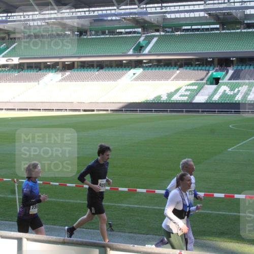 06.10.2024 - 19. swb-Marathon Bremen Yannick Fuchs http://msf.ph/oto/7352199 06.10.2024 10:33:24 Laufen im Stadion 7028, 7049, 7050, 7057, 7108, 7125, 7126, 7201, 7269, 7316, 7317, 7333, 7354, 7373, 7375, 7425, 7442, 7477, 7499, 7506, 7509, 7510, 7574, 7608, 7621, 7656, 7678, 7734, 7735, 7751, 7758, 7801, 7849, 7865, 7898, 8020, 8022, 8034, 8045, 8048, 8137, 8153, 8189, 8194, 8195, 8224, 8241, 8308, 8314, 8315, 8317, 8348, 8361, 8384, 8432, 8451, 8479, 8485, 8504, 8534, 8540, 8611, 8643, 8663, 8686, 8700, 8852, 8864, 8986, 9041, 9059, 9114 meine-sportfotos.de