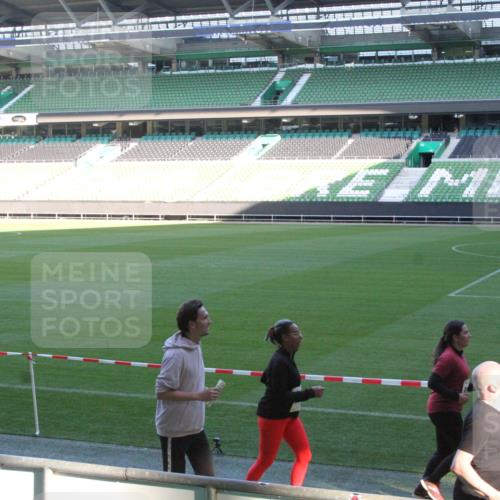 06.10.2024 - 19. swb-Marathon Bremen Yannick Fuchs http://msf.ph/oto/7352490 06.10.2024 10:34:05 Laufen im Stadion 7040, 7076, 7122, 7123, 7130, 7201, 7202, 7203, 7227, 7264, 7269, 7282, 7330, 7332, 7358, 7395, 7404, 7418, 7509, 7510, 7577, 7608, 7663, 7693, 7718, 7723, 7811, 7832, 7848, 7855, 7867, 7869, 7886, 7898, 7929, 7935, 7987, 7997, 8005, 8006, 8017, 8033, 8107, 8113, 8153, 8178, 8179, 8190, 8194, 8195, 8197, 8208, 8224, 8229, 8235, 8236, 8241, 8263, 8269, 8293, 8308, 8326, 8338, 8451, 8534, 8611, 9041 meine-sportfotos.de