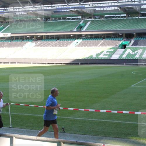 06.10.2024 - 19. swb-Marathon Bremen Yannick Fuchs http://msf.ph/oto/7352805 06.10.2024 10:34:38 Laufen im Stadion 7040, 7048, 7122, 7130, 7156, 7221, 7223, 7227, 7242, 7255, 7262, 7264, 7307, 7352, 7377, 7383, 7395, 7404, 7413, 7418, 7436, 7446, 7502, 7507, 7532, 7587, 7679, 7680, 7693, 7718, 7722, 7723, 7745, 7757, 7775, 7811, 7832, 7844, 7848, 7886, 7909, 7910, 7918, 7926, 7929, 7935, 7954, 7971, 7980, 7981, 7987, 8005, 8006, 8017, 8027, 8033, 8085, 8107, 8115, 8118, 8122, 8166, 8178, 8179, 8190, 8197, 8203, 8208, 8229, 8235, 8236, 8246, 8270, 8283, 8293, 8326, 8338 meine-sportfotos.de