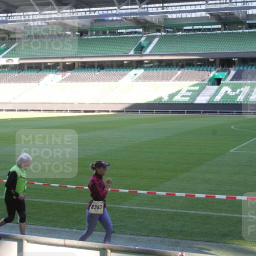 06.10.2024 - 19. swb-Marathon Bremen Yannick Fuchs http://msf.ph/oto/7352881 06.10.2024 10:34:47 Laufen im Stadion 7040, 7048, 7130, 7156, 7204, 7221, 7223, 7227, 7242, 7255, 7262, 7307, 7335, 7352, 7377, 7383, 7395, 7413, 7436, 7443, 7446, 7502, 7507, 7532, 7587, 7679, 7680, 7693, 7699, 7718, 7722, 7745, 7757, 7772, 7773, 7775, 7811, 7844, 7848, 7864, 7909, 7910, 7918, 7926, 7929, 7935, 7954, 7971, 7980, 7981, 7987, 8005, 8006, 8017, 8027, 8033, 8085, 8088, 8107, 8115, 8118, 8122, 8152, 8166, 8197, 8203, 8208, 8229, 8235, 8236, 8246, 8270, 8283, 8293, 8326, 8338 meine-sportfotos.de